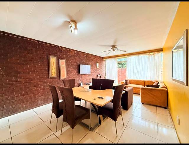 1 BEDROOM APARTMENT FOR SALE IN GERMISTON SOUTH